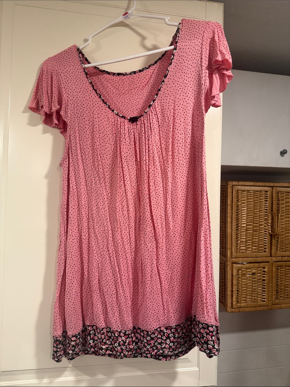 George Pink Polka Dot Flutter Sleeve tunic with Floral Hem size medium 7:22